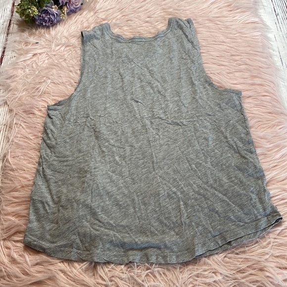 DONATING 11/1 Spiritual Gangster Peloton Grey Muscle Tee sz M - Picture 10 of 10